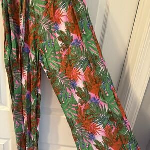 NEW Love83 Pull On Floral Print Swim Beach Coverup Pants Sz S/ M Smocked Waist